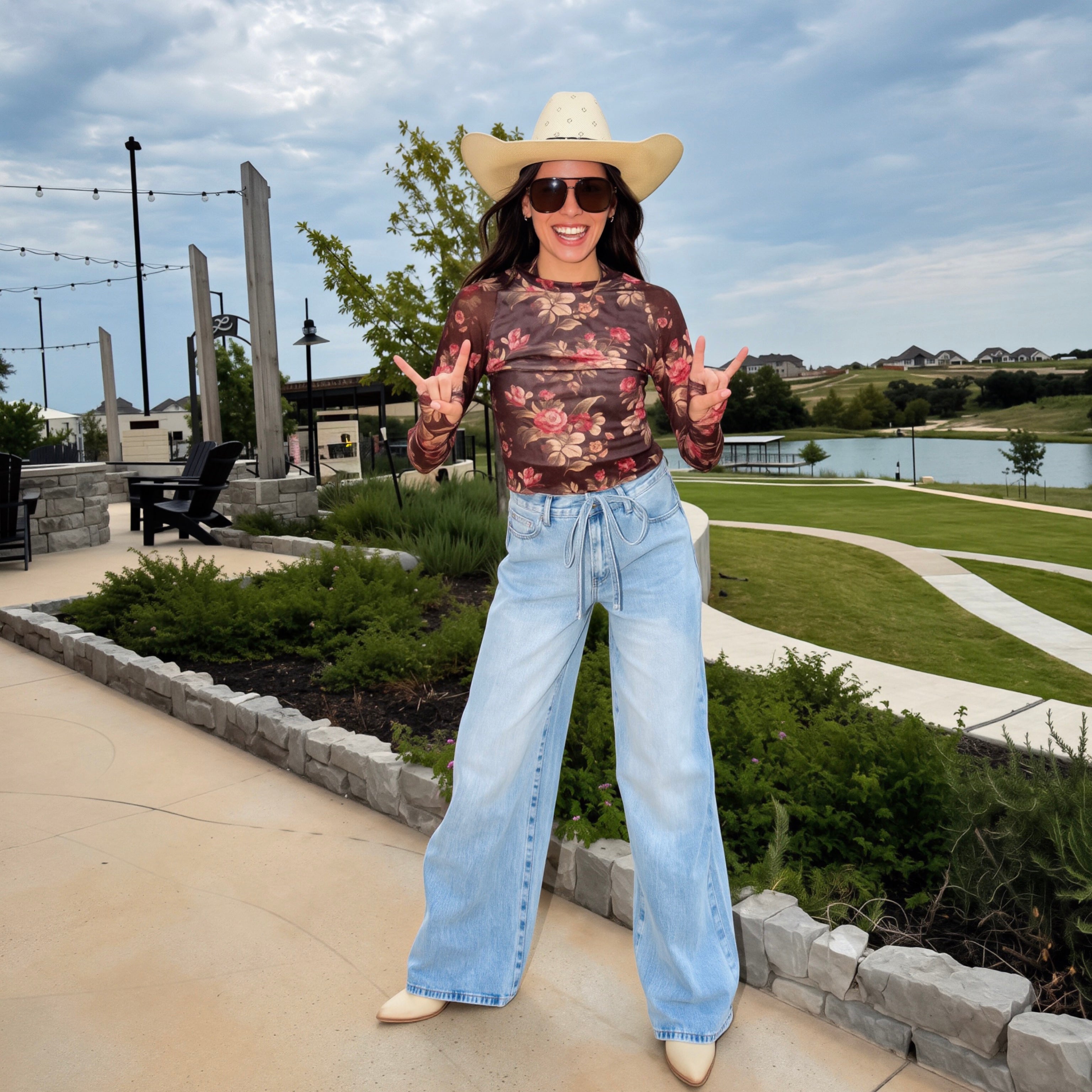 Scarlet Wide Leg Jeans