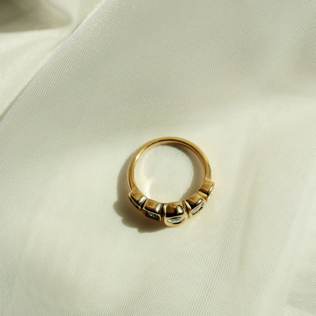Gemma Ring